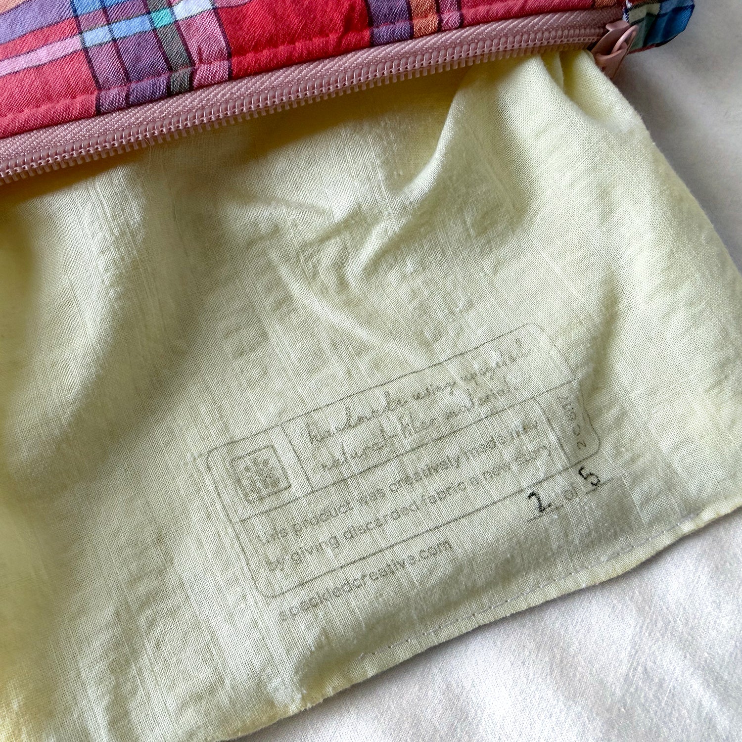 Colorfully Red Plaid Flat Zipper Pouch