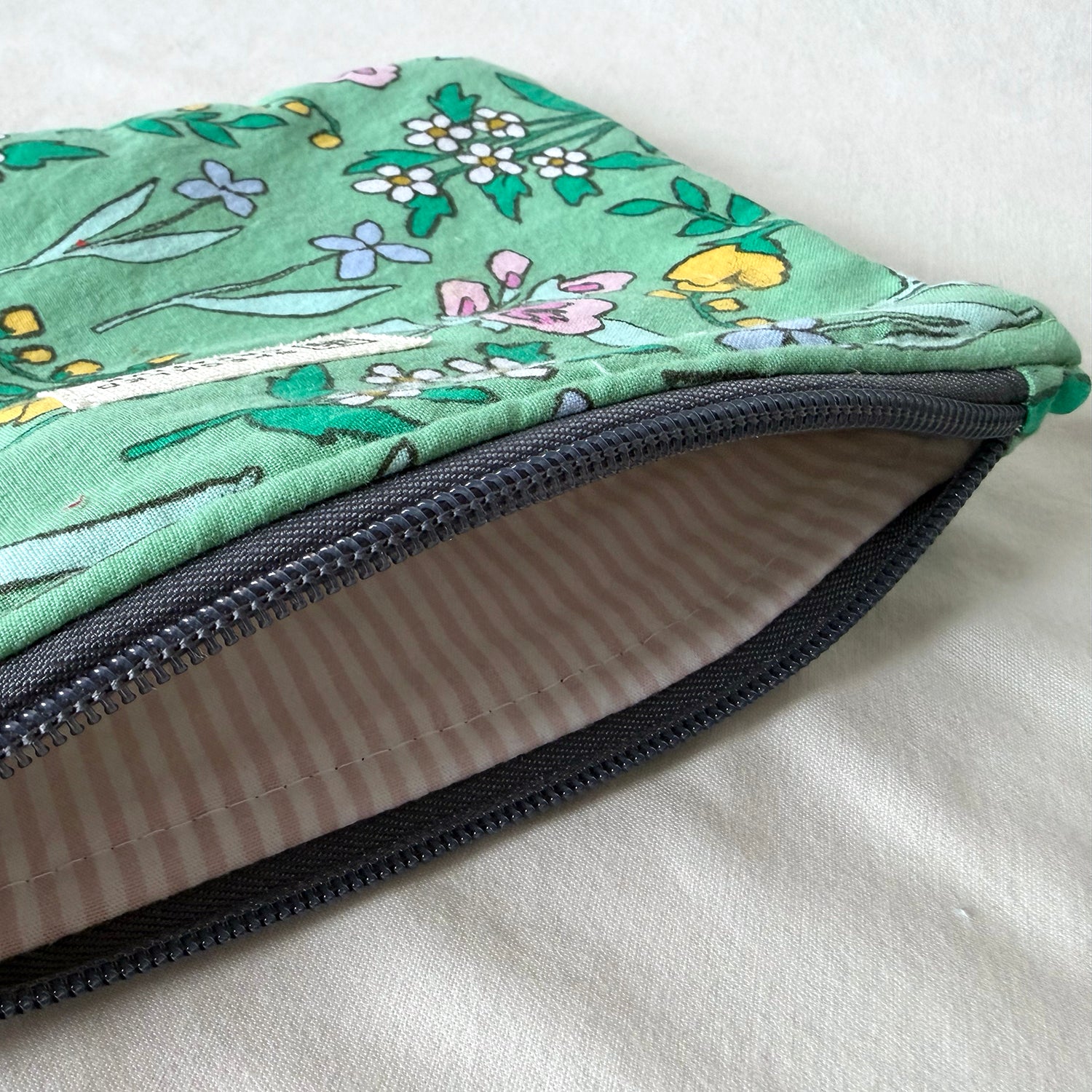 Doodle Green Wildflowers Flat Zipper Pouch