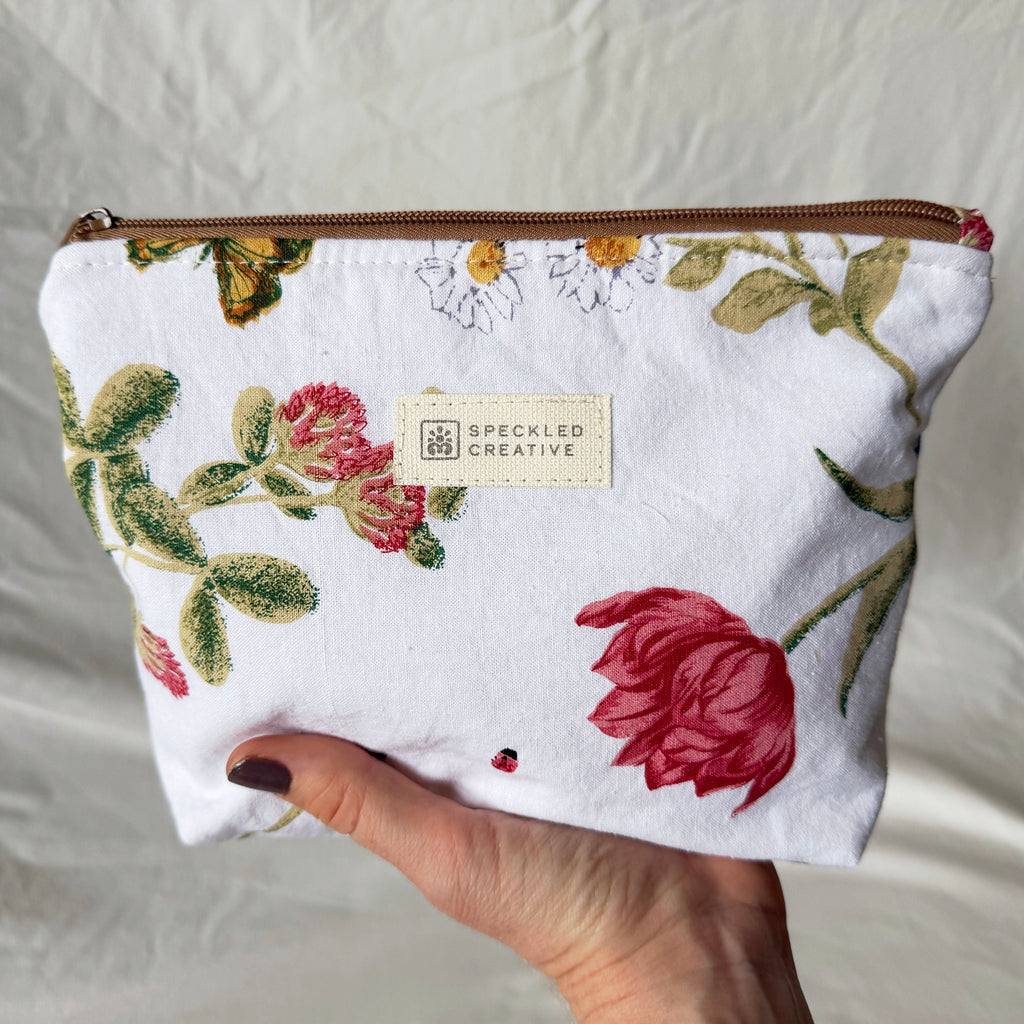 Garden Flowers Stand-Up Zipper Pouch