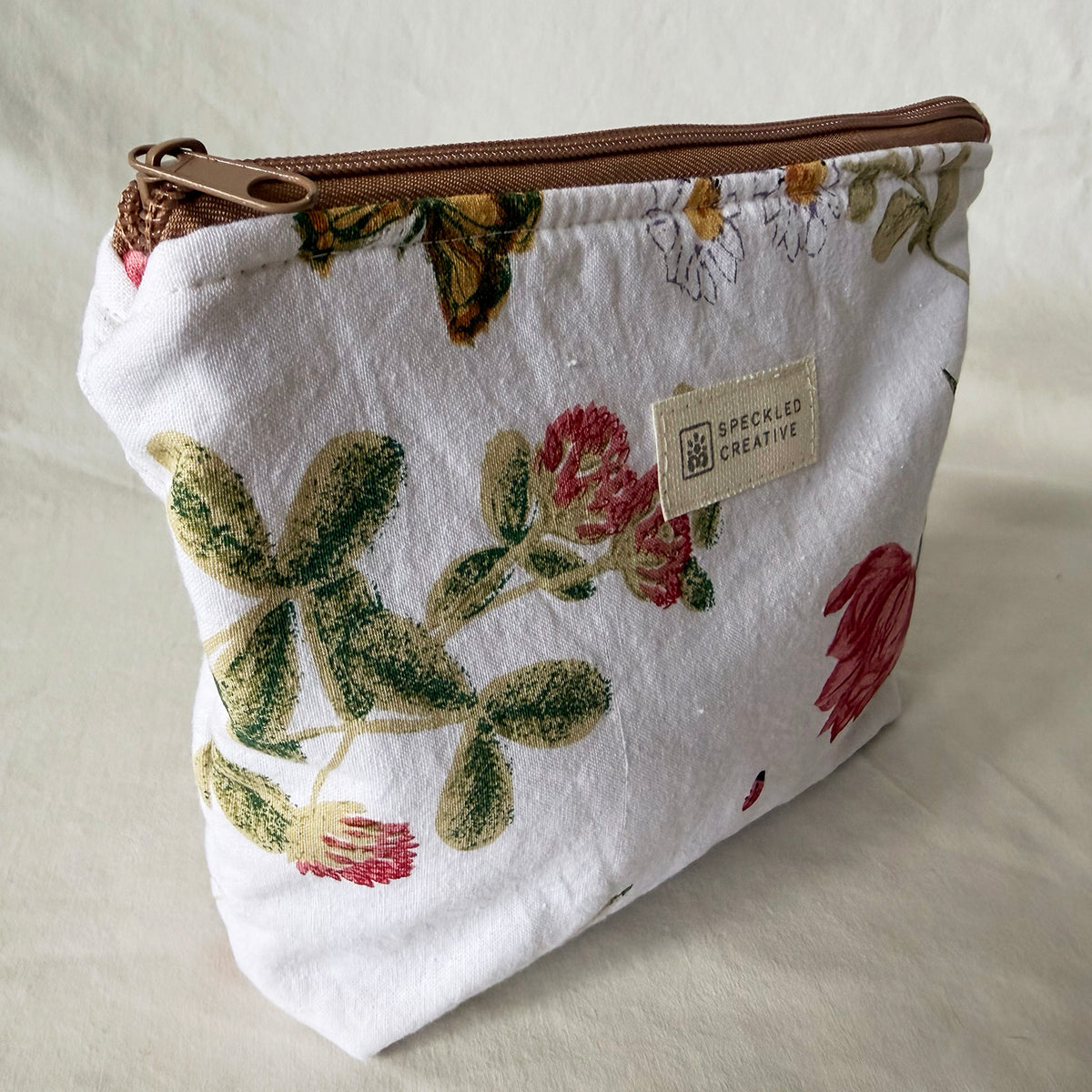 Garden Flowers Stand-Up Zipper Pouch