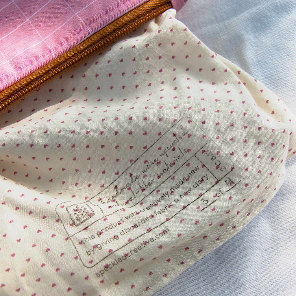 Coral Grid Flat Zipper Pouch